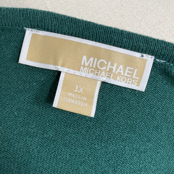 Michael Kors sweater w gold accent buttons. Business casual weekend datenight 3X - Picture 6 of 7